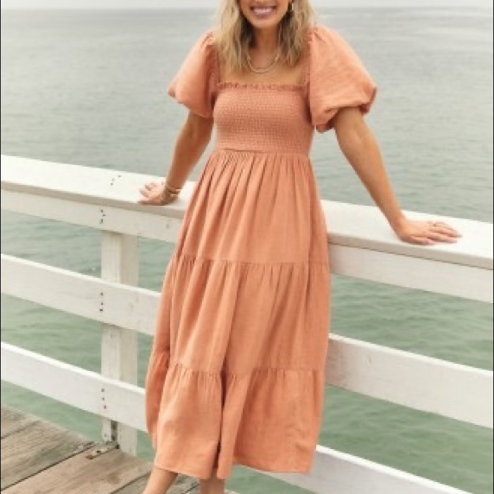 ISO MAJOR!!!!!! Abercrombie x Dede & Emily Smocked Dress